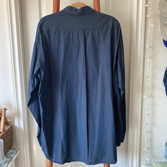 Four various blue and patterned button ups - Picture 8 of 8